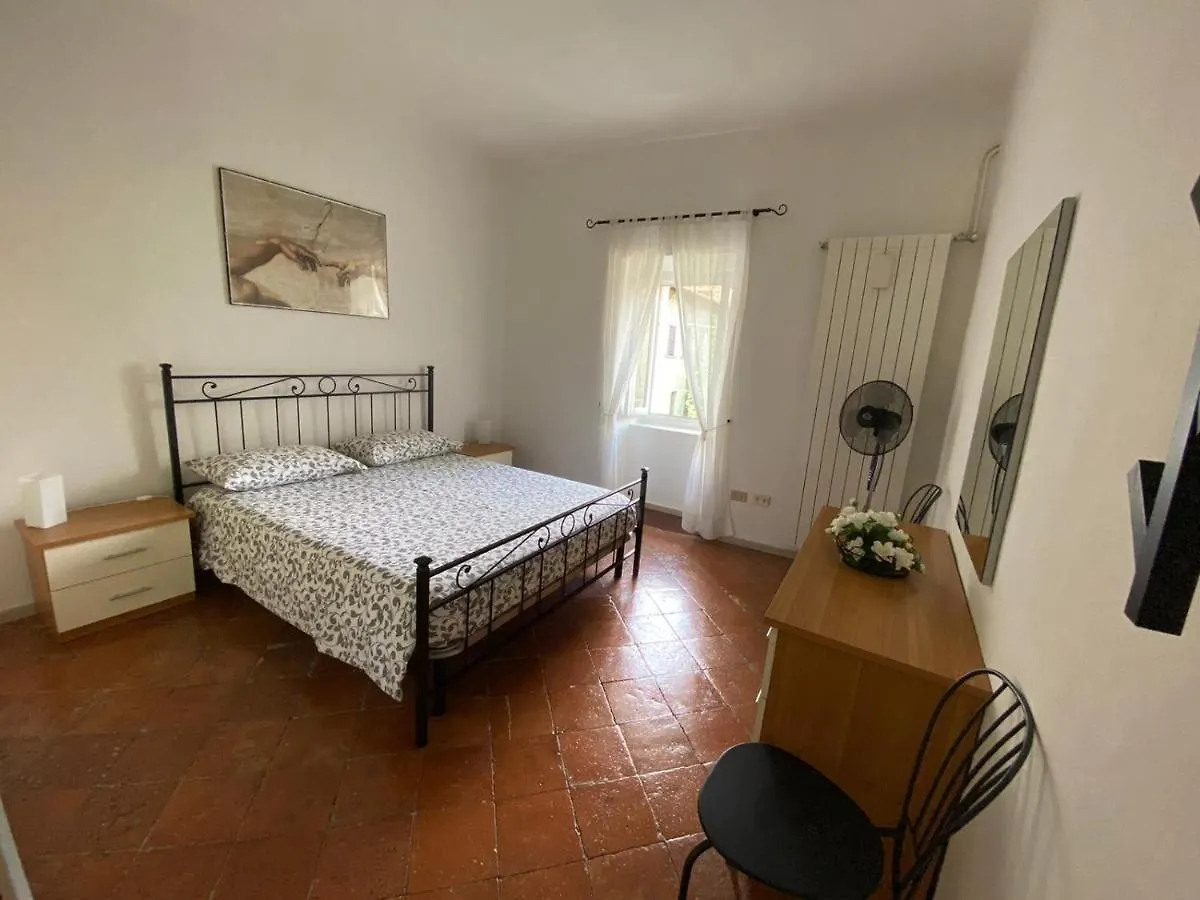 Apartment Appartamenti Al Rizzo Dei Santi Lovere Italy